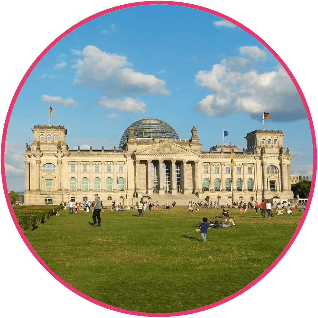 Berlin Boat Tour 1 Hour - Reichstag Berlin Boat Tour 1 Hour - Reichstag