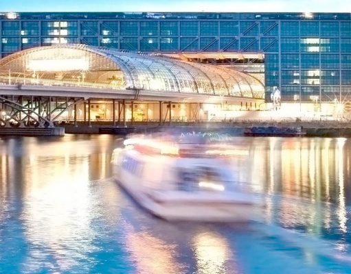 Berlin Evening Boat Tour – Night Cruise on the Spree Berlin Boat Tour Night - Berlin Central Station - Hauptbahnhof Berlin