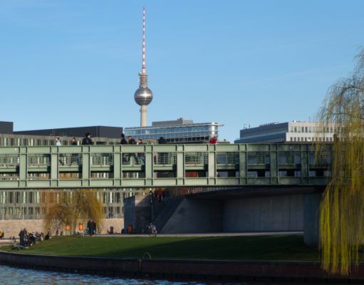 bootstour-berlin-spree-berliner-fernsehturm