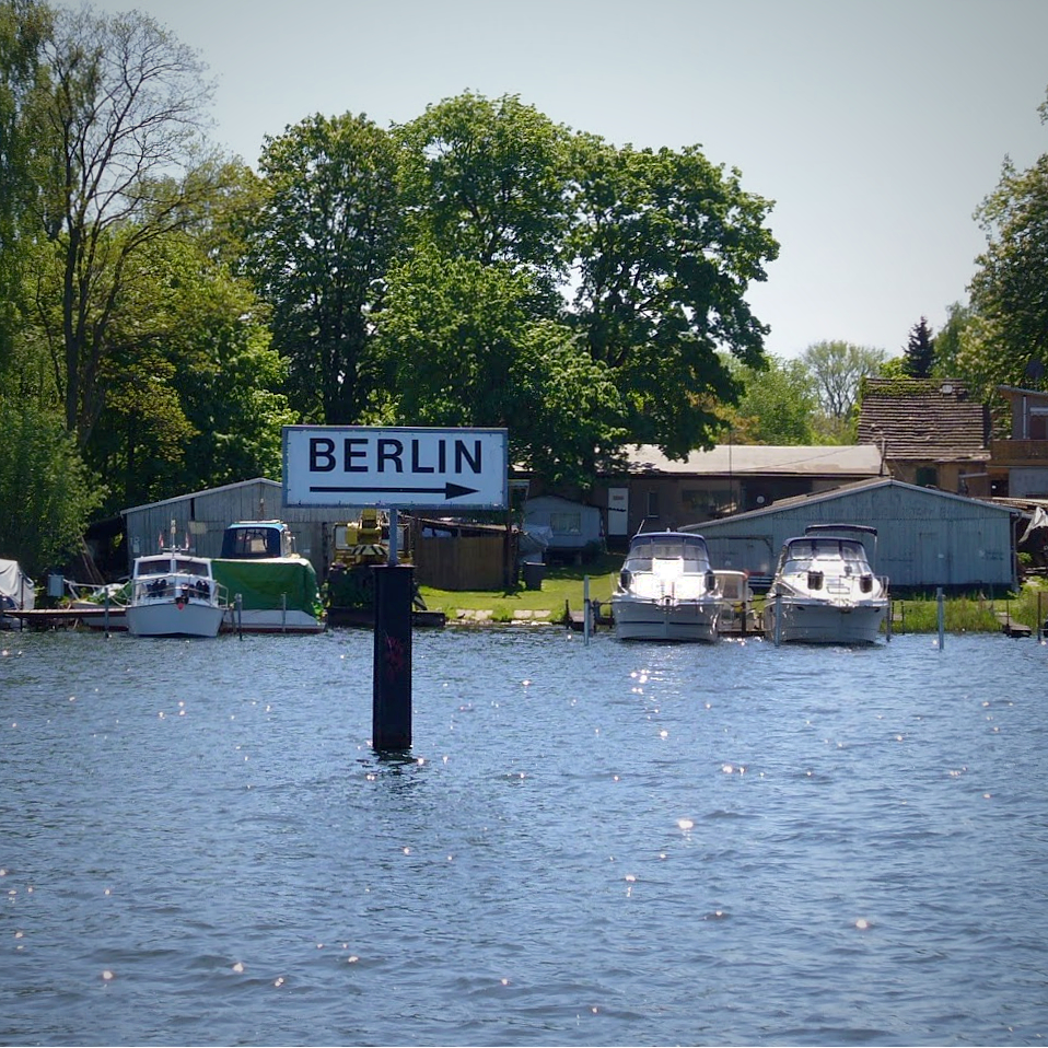 schifffahrt-berlin-charterfahrt-berliner-umland