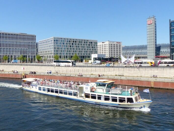 MS Bon Ami – Eventschiff in Berlin für bis zu 60 Gäste
