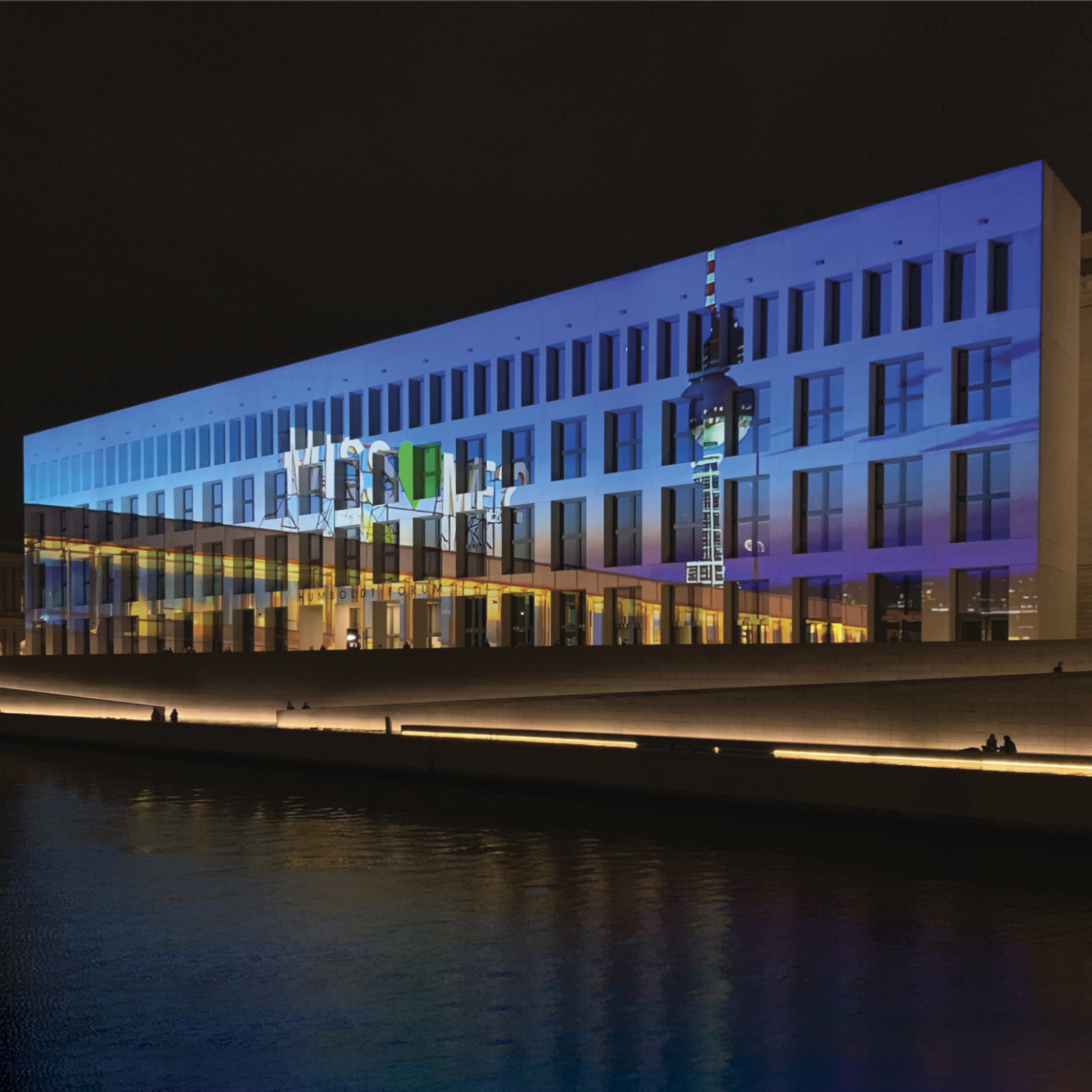 Berlin leuchtet Schifffahrt – Humboldt Forum / Berliner Stadtschloss beim Festival of Lights